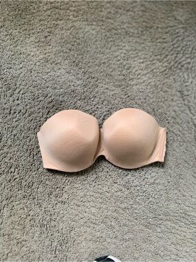 Victoria's Secret Strapless Nude Bandeau Bra